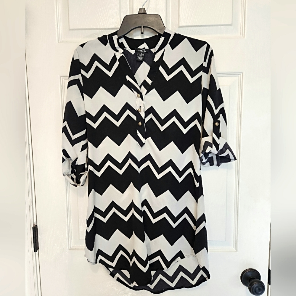 Rue 21 Black and Cream Chevron Dress, Size XS
